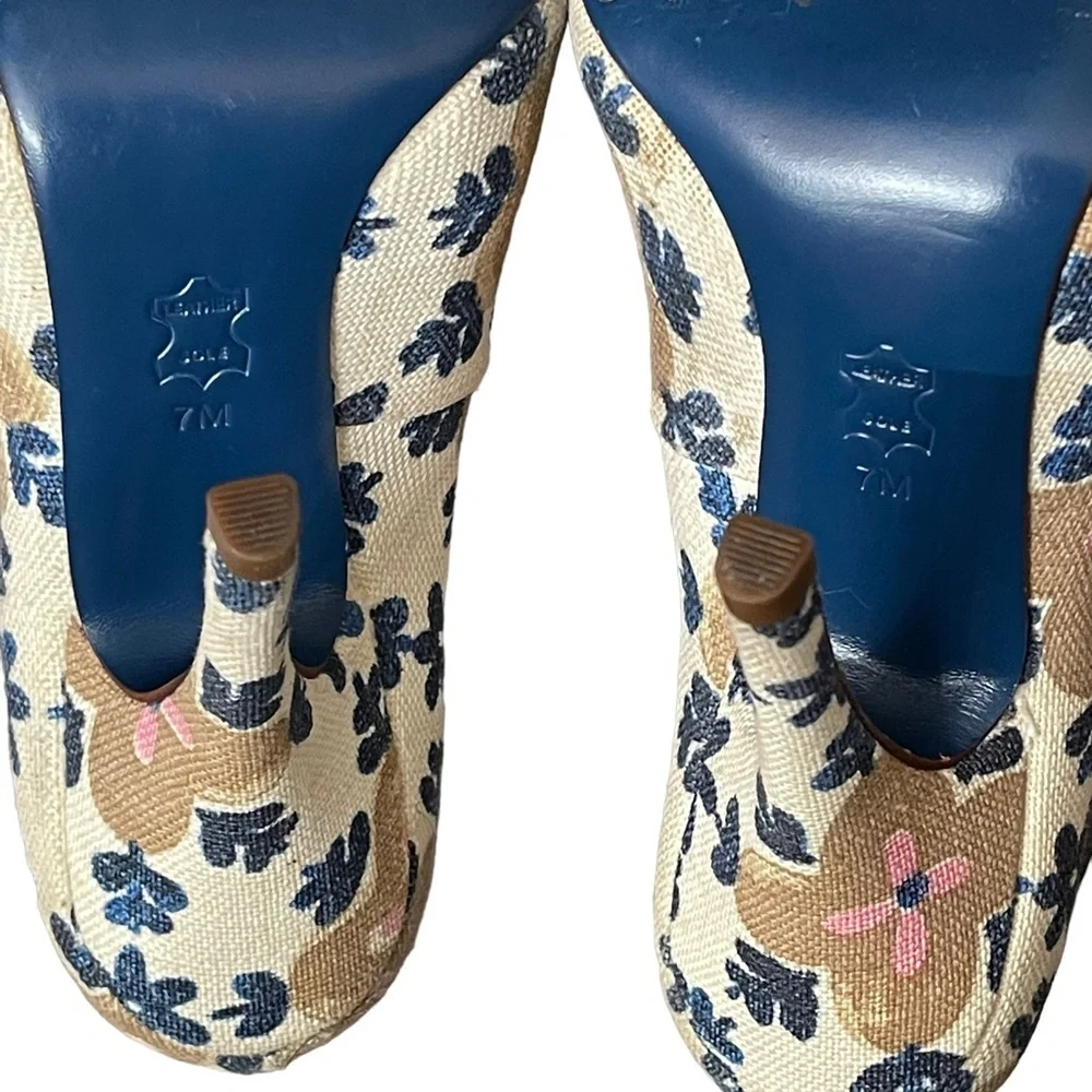 Tory Burch Navy‎ and Cream Pumps size 7M